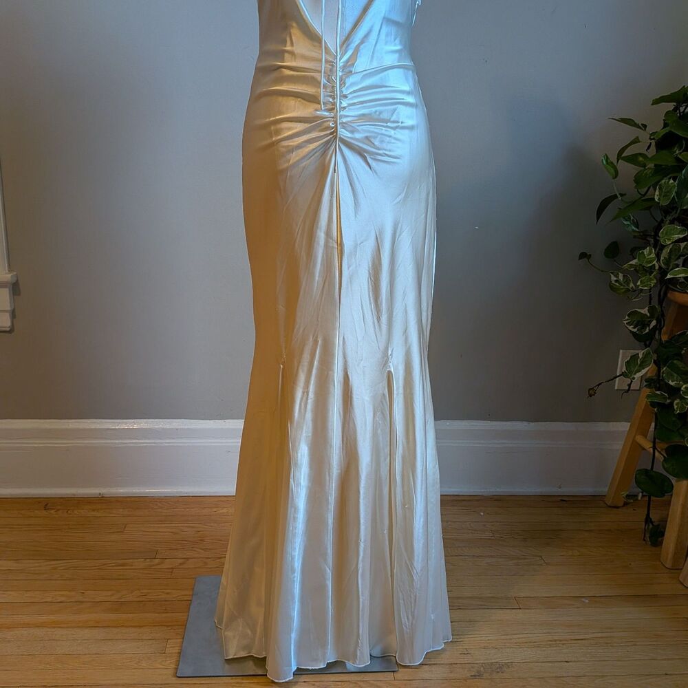 NWT Roberta White Gown Slinky Prom Dress Maxi Formal Bejeweled Size 5/6 - Picture 13 of 16